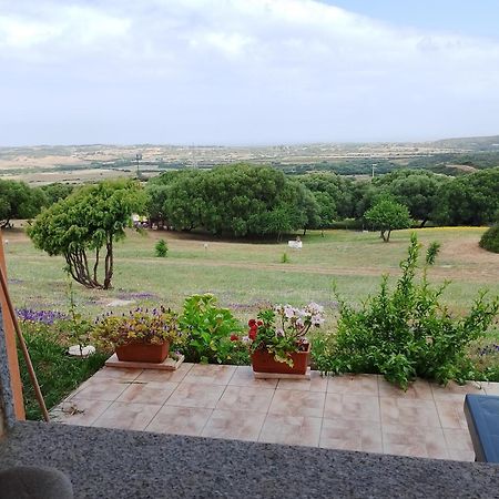 Gli Olivastri Con Piscina,Solarium, Vista Mare ,Sole -Mare E Tanta Natura ,Climatizzatore,Wifi Aglientu Luaran gambar